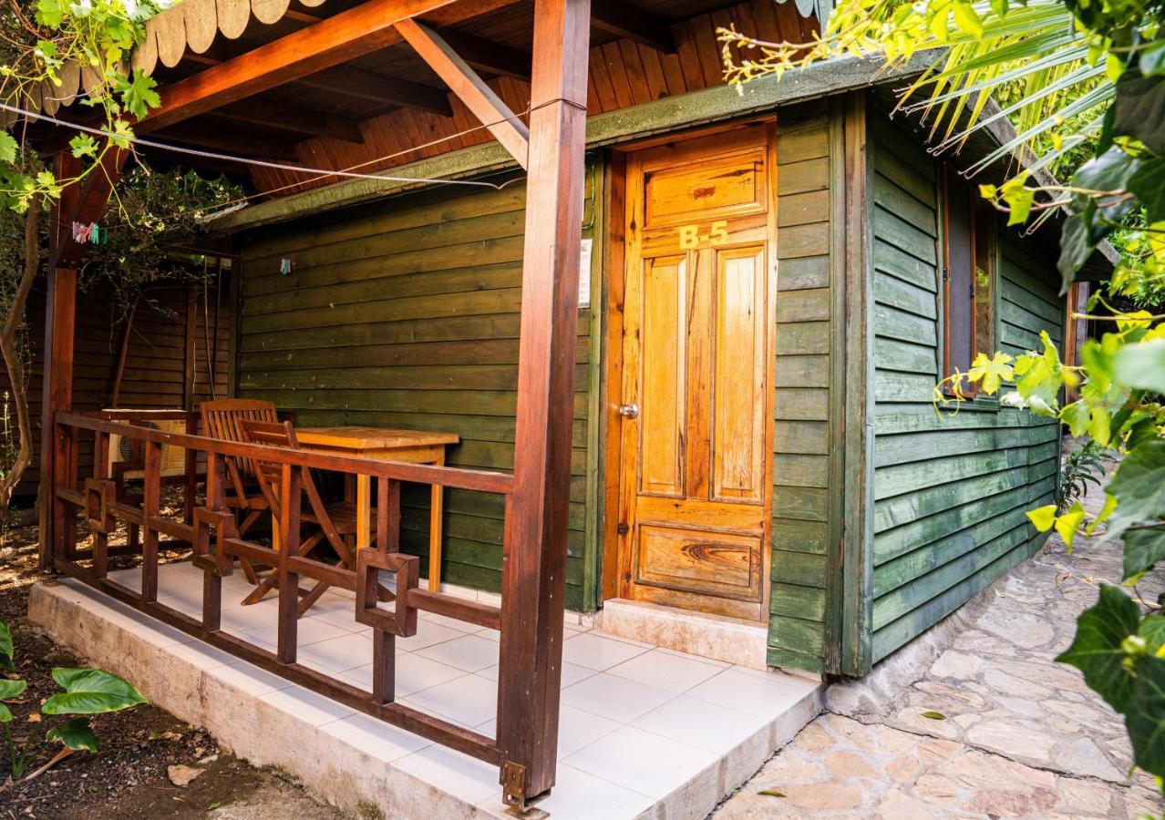Ikiz Pension Bungalow Çıralı Exterior foto